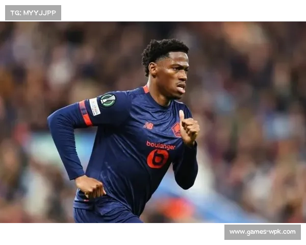 戴维：进球后全队拥抱温暖，点球失误成动力源泉